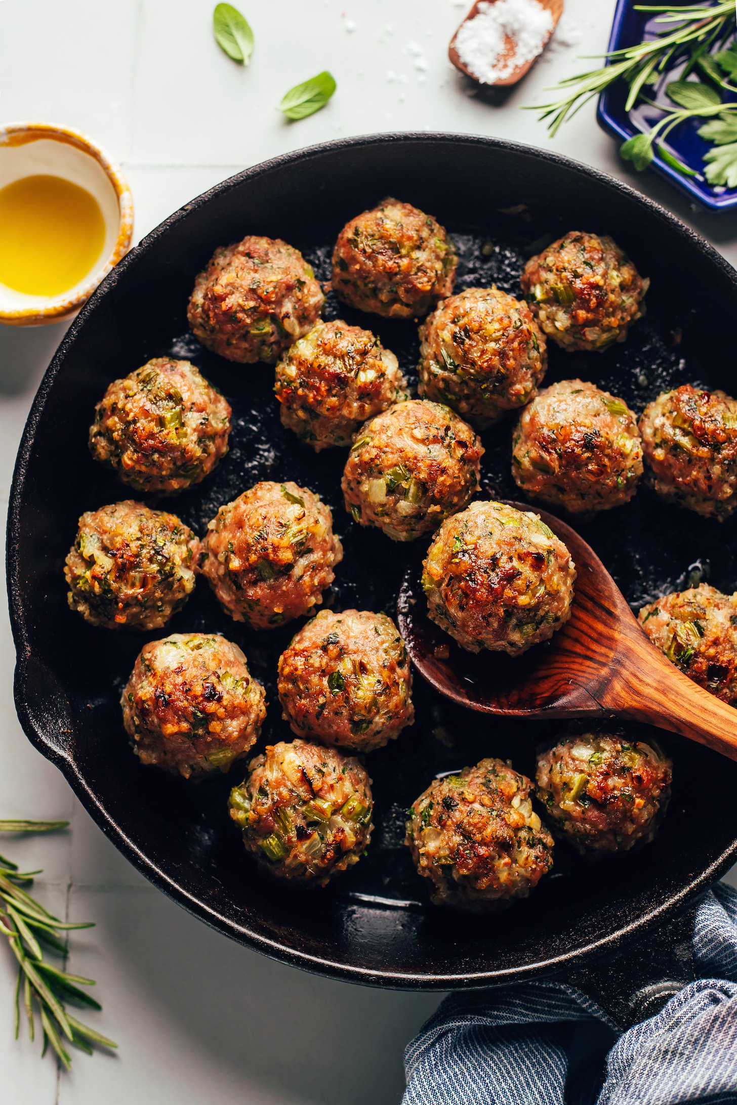 Baked Thanksgiving Turkey Meatballs: Healthy & Easy Meal Prep